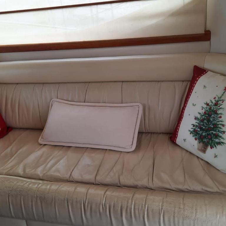 Yaku Wayra Charter - Cabin on Boat - 13