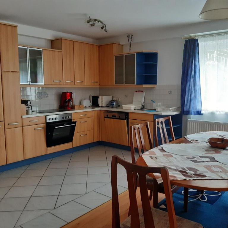 Ferienwohnung Haus Graf - Apartment mit 3 Schlafzimmern - 32