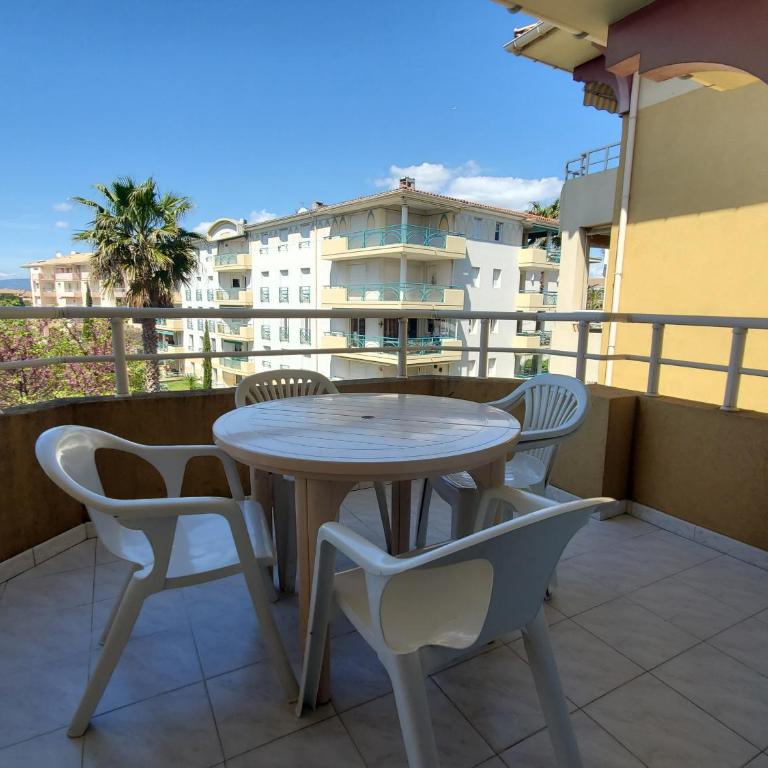 Port FREJUS Rives Latines Studio Cabine 30 m2 4 Pe - Estudio con balcón - 13