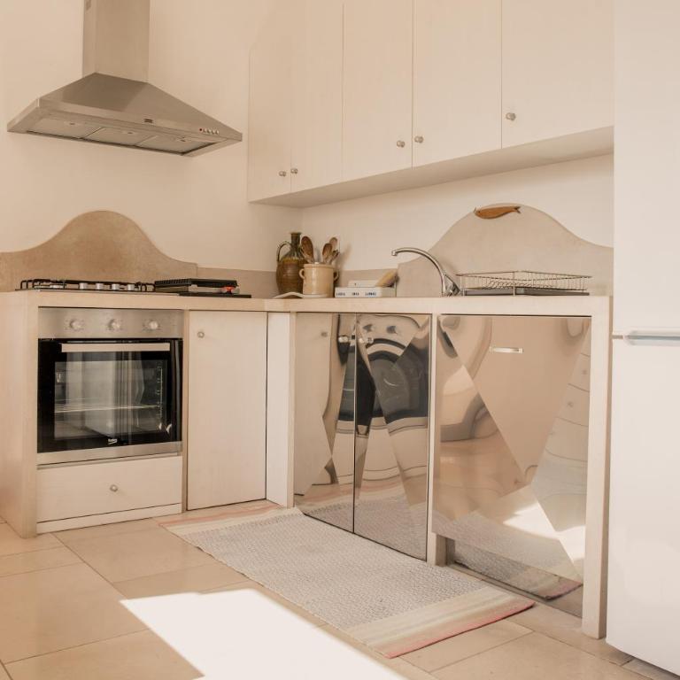 Villa Claudia - Three-Bedroom House - 6
