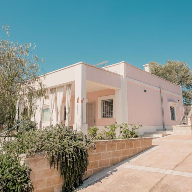 Villa Claudia - Three-Bedroom House - 32