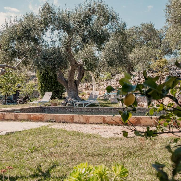 Villa Claudia - Three-Bedroom House - 36