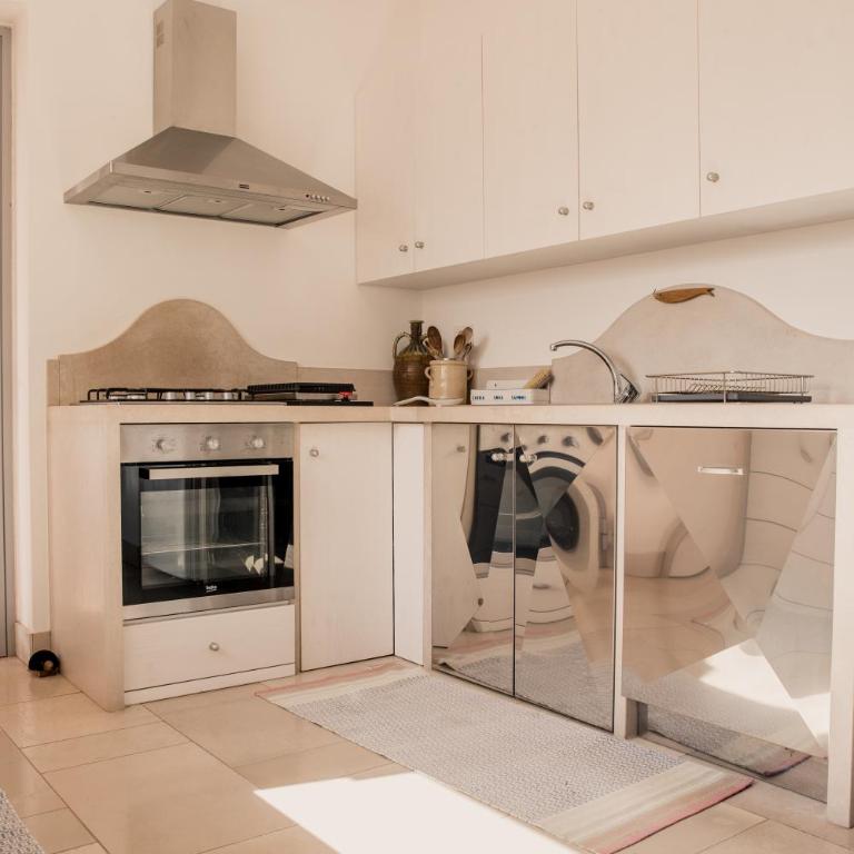 Villa Claudia - Three-Bedroom House - 9