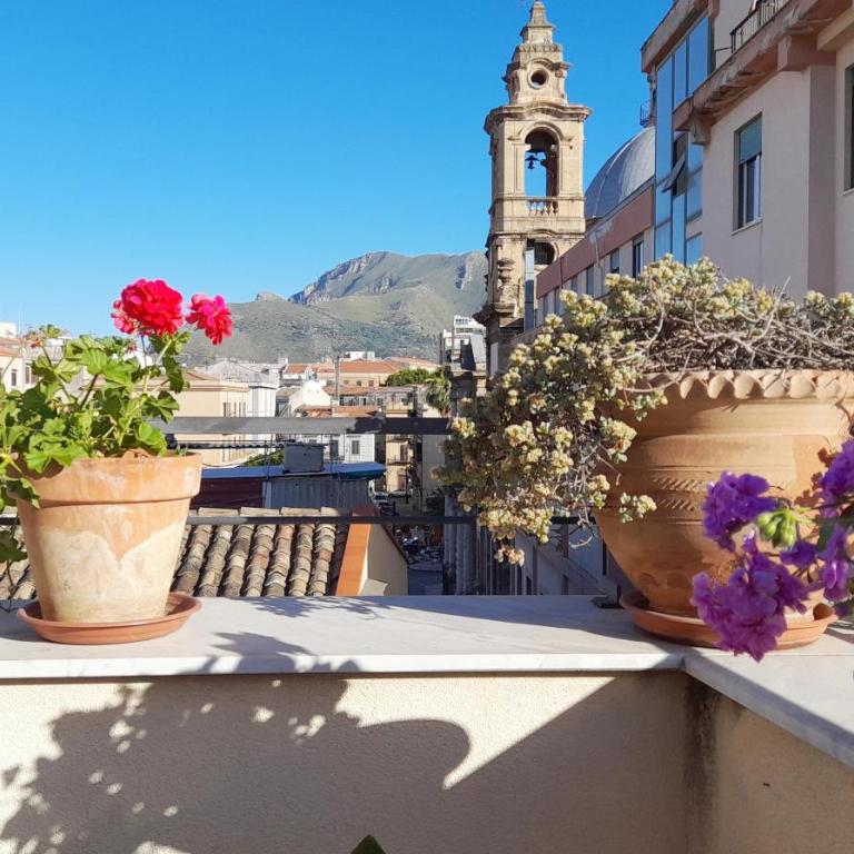 [TERRACE WITH VIEW] Attic in old town BallarHome - Appartamento con 2 Camere da Letto - 2