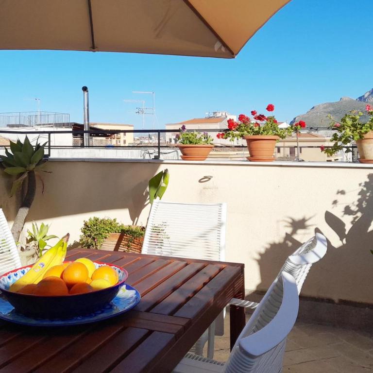 [TERRACE WITH VIEW] Attic in old town BallarHome - Appartamento con 2 Camere da Letto - 1