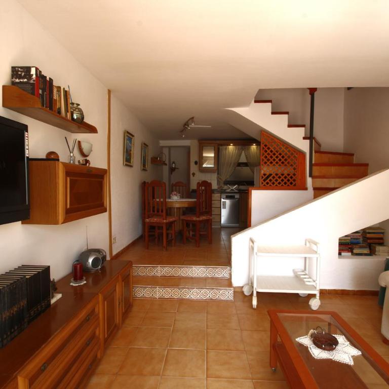 Duplex - Casa Unifamiliar de 3 dormitorios - 1