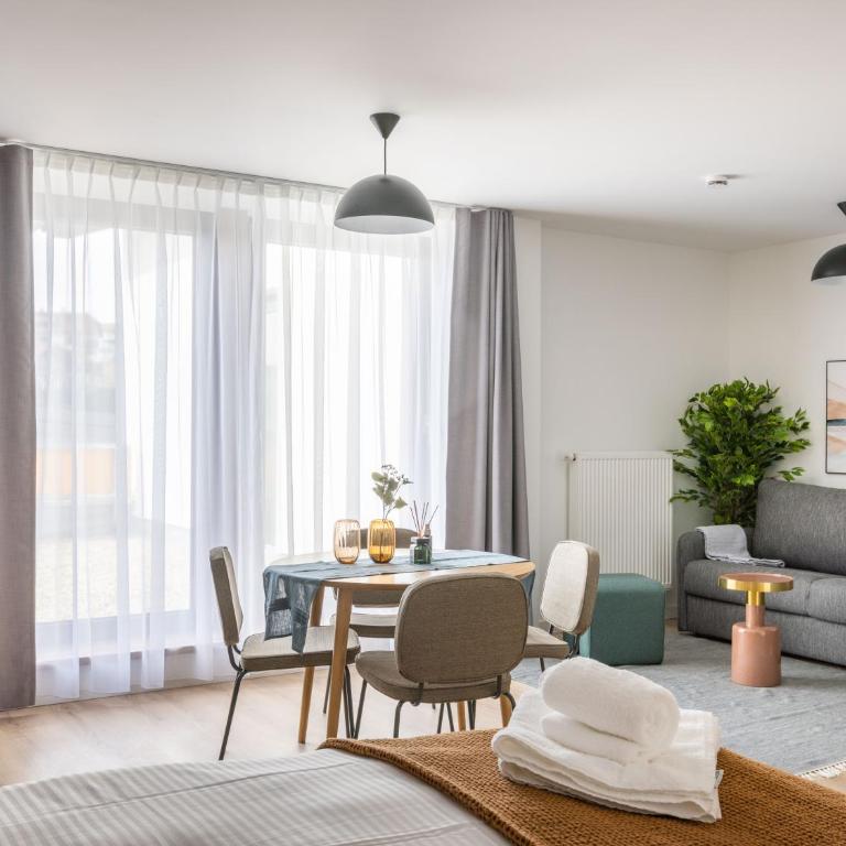 Limehome Bodenmais Bahnhofstraße - Suite mit Schlafsofa und Terrasse - 2