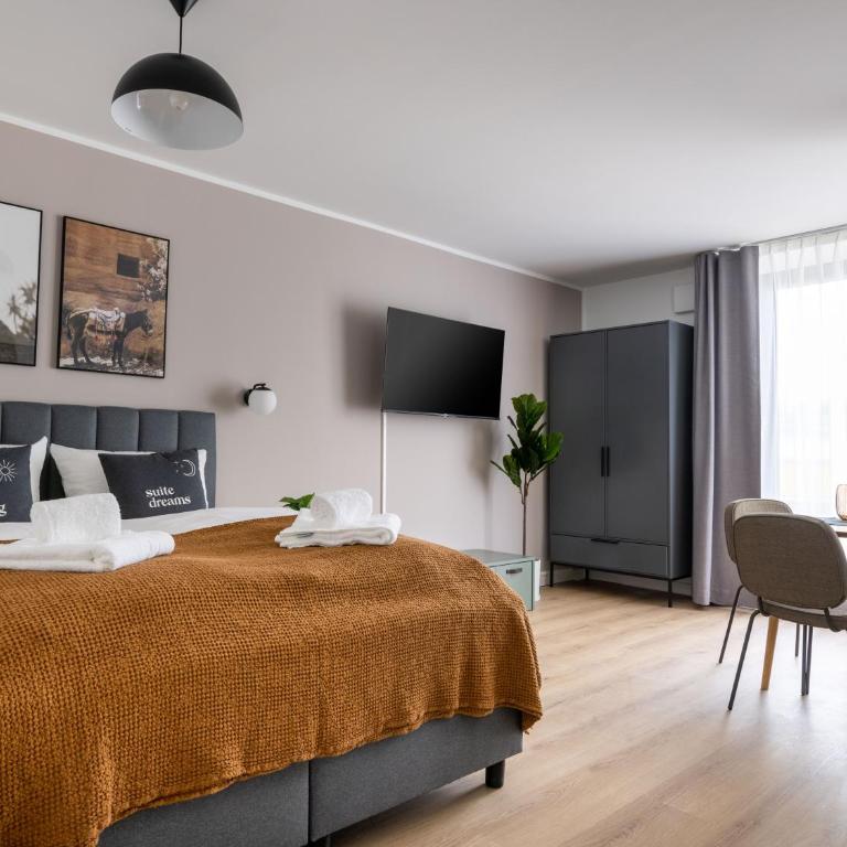 Limehome Bodenmais Bahnhofstraße - Suite mit Schlafsofa und Terrasse - 3