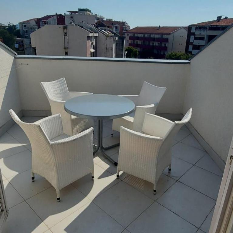Sunčani apartman 1-Vila Amfora - Apartment with Terrace - 12
