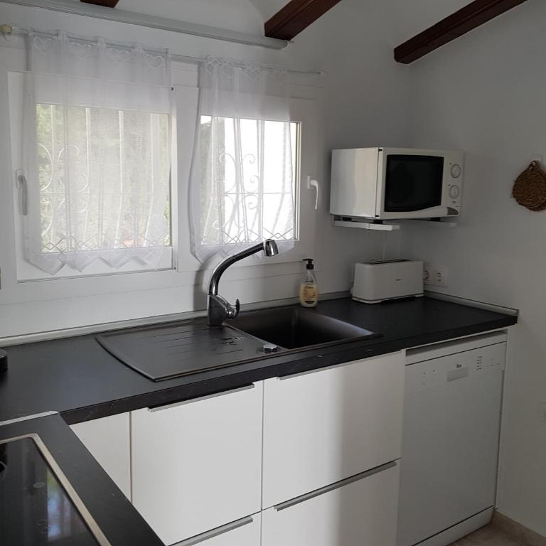 La Trufa - modern, spacious home in Moraira with panoramic sea views - Two-Bedroom House - 11