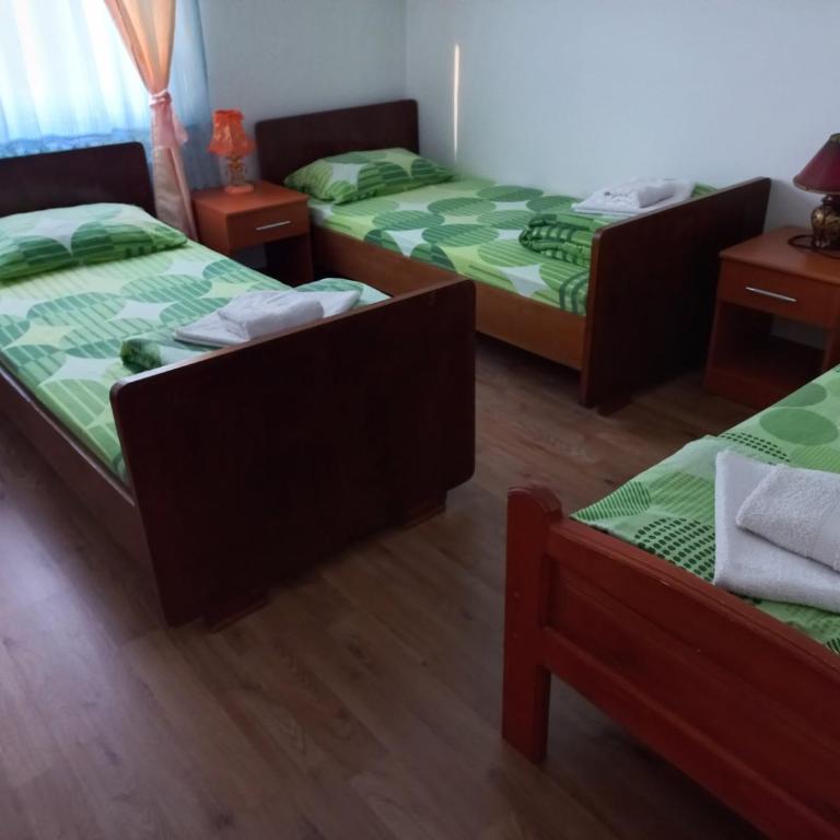 Apartmani Sobe Sljivancanin - Triple Room with Shared Bathroom - 10
