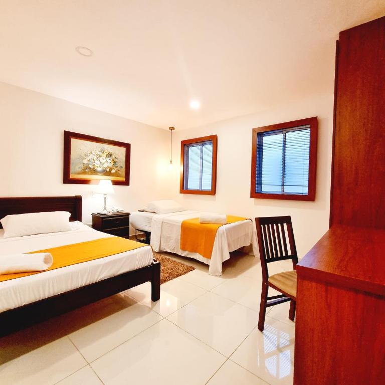 Hotel Karlo - Habitación Triple - 1