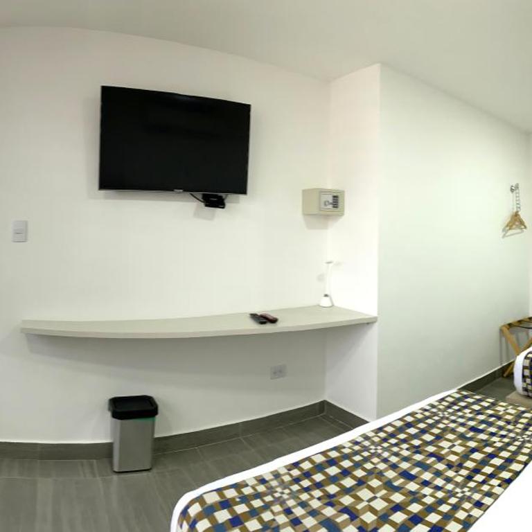 Seven Inn Hotel - Habitación Familiar - 6
