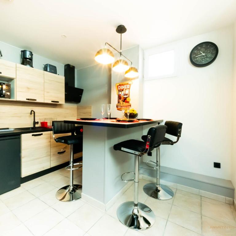 Centre Historique - FREE Parking - Self Checkin - WIFI - INDUSTRIEL - SLEEPNTRIPBEZIERS - Apartment mit 2 Schlafzimmern - 6