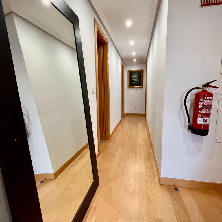 AtuaireHome Cordón 3 piso en centro histórico parking incluido - Apartamento de 2 dormitorios - 17