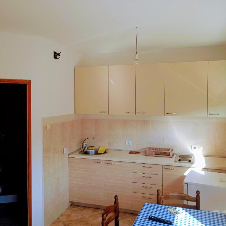 Apartmani Vukovic - Triple Room - 4