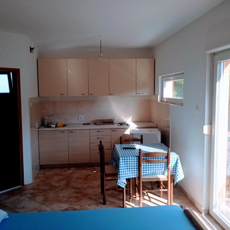 Apartmani Vukovic - Triple Room - 5