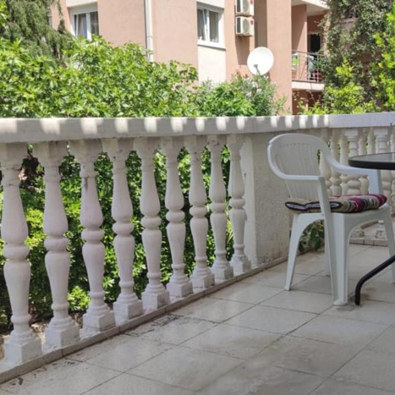 House Irena - Deluks Soba s Bračnim Krevetom i Pomoćnim Ležajem - 10