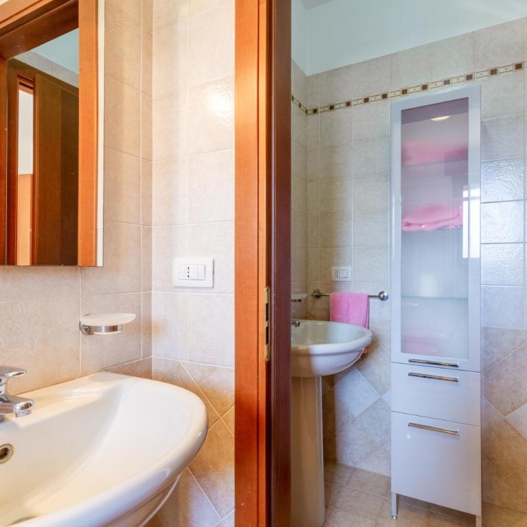 GuestHost - Roomy Apartment with Terrace & Parking - Appartamento con 2 Camere da Letto - 27