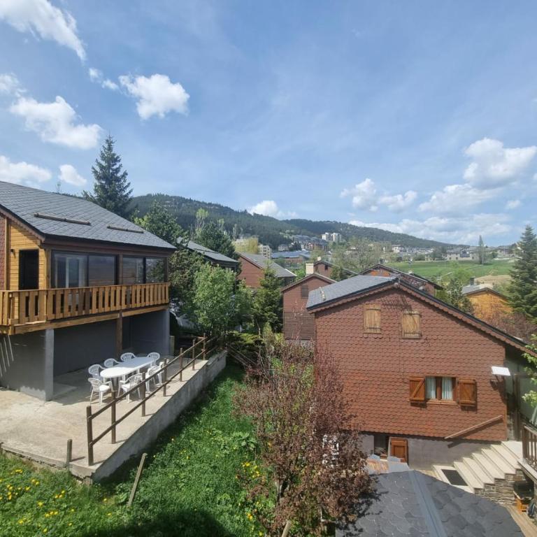 Chalet 8 couchages à 100m du bas des pistes et commerces - Chalet - 16