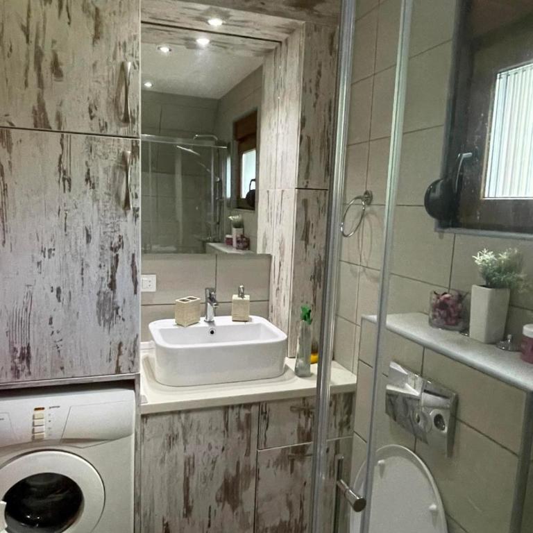 Mountain Star Villa - Two-Bedroom Villa - 24