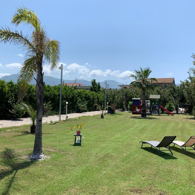 Villa Valentino Pompeji - Appartamento con 2 Camere da Letto - 85