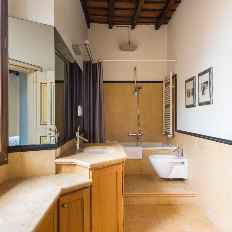 Pantheon Enchanting Luxury Apartment - Appartamento con 2 Camere da Letto - 32