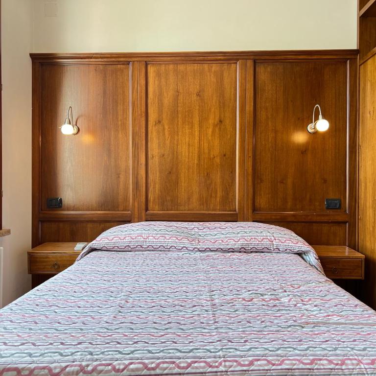 Provenzano Studios - One-Bedroom Apartment - 9