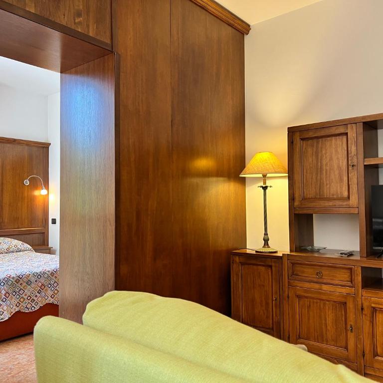 Provenzano Studios - One-Bedroom Apartment - 27
