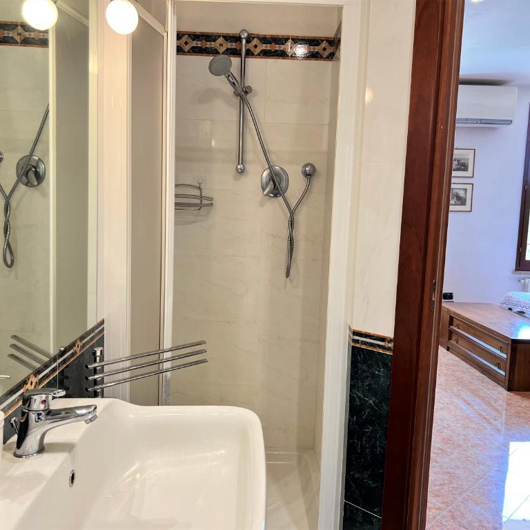 Provenzano Studios - One-Bedroom Apartment - 32