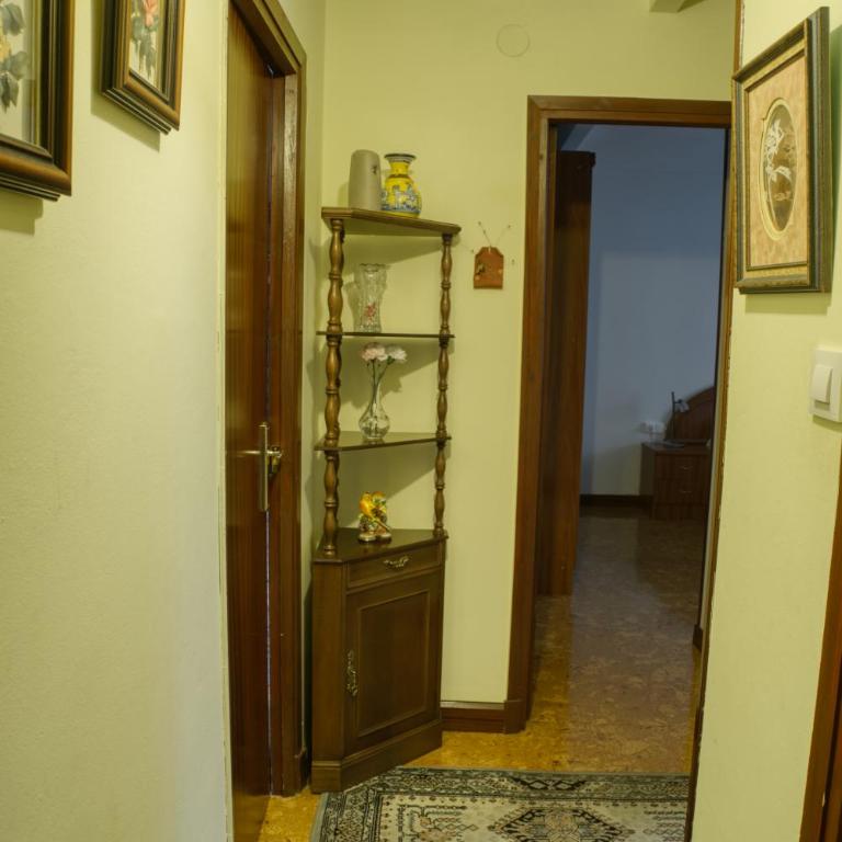 Apartamento Muy Amplio, con WiFi y a 12 Minutos del Centro - Apartamento de 2 dormitorios - 19
