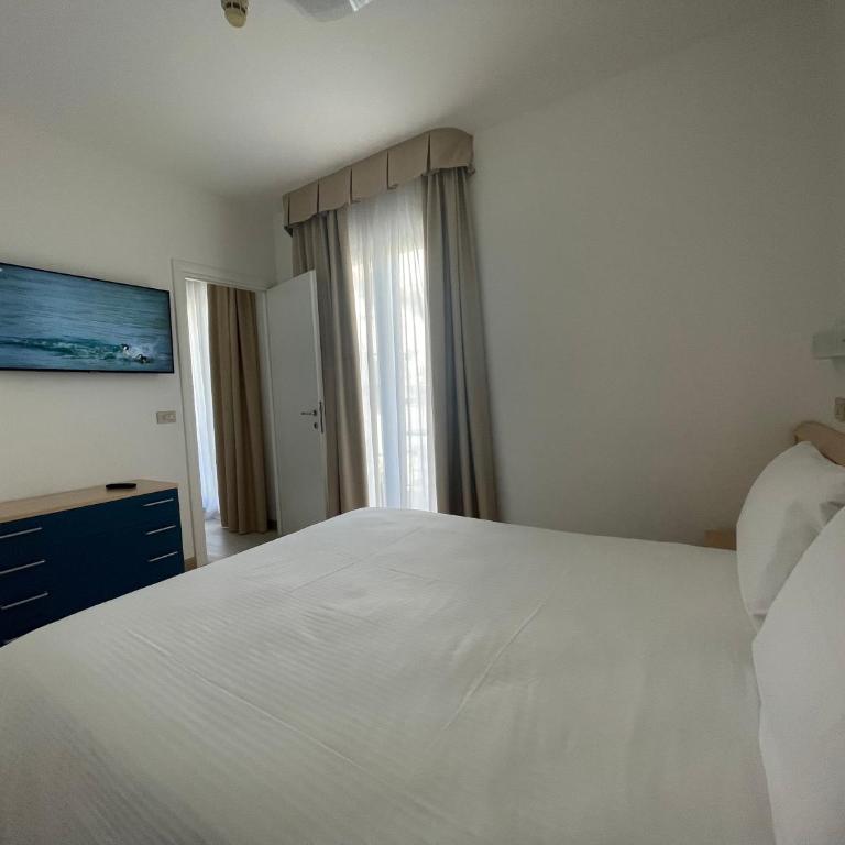 Hotel Athena - Camera Quadrupla Comfort - 3