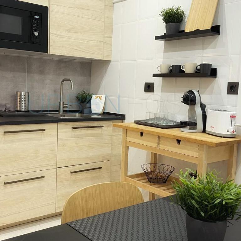 Vivienda Turística Urbana en Santuchu, Cómoda, Funcional y con Parking - Three-Bedroom Apartment - 19