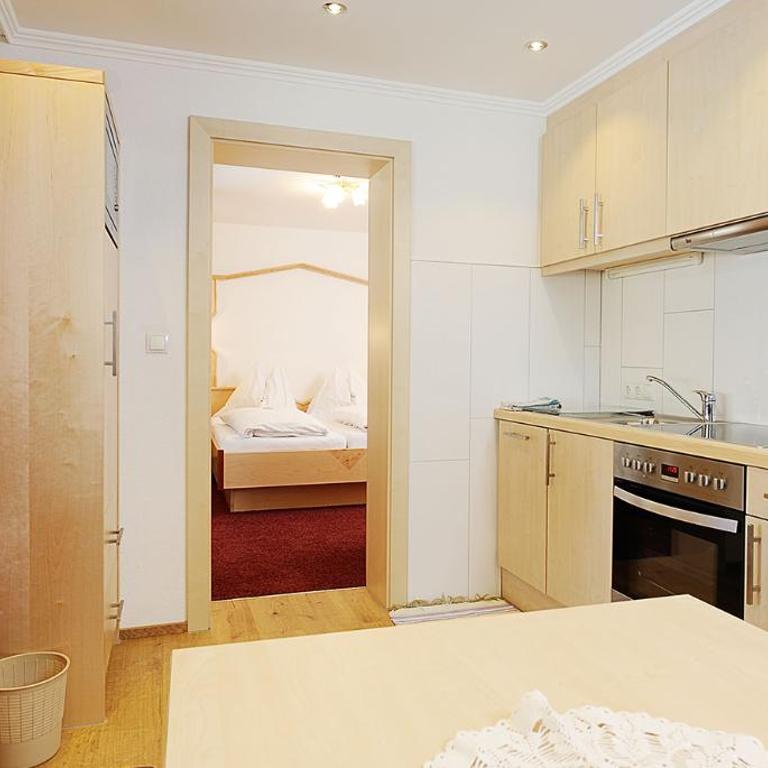 Hotel Kristall B&B - Apartment mit 2 Schlafzimmern - 3