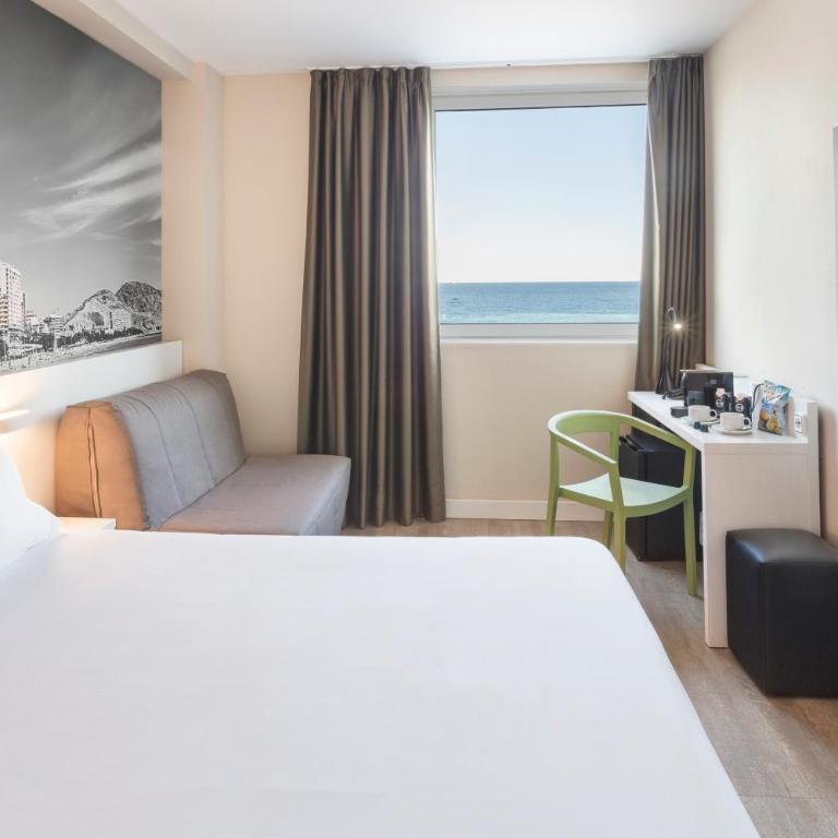 B&B HOTEL Alicante - Superior Double Room - 2