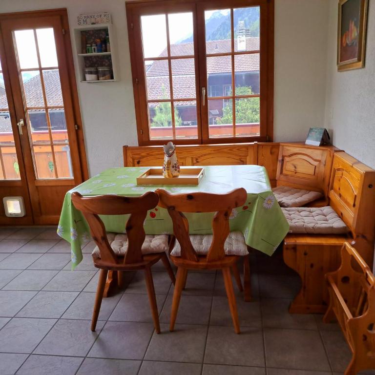 Sawasdee Swiss Chalet Wilderswil - Apartment mit 3 Schlafzimmern - 19