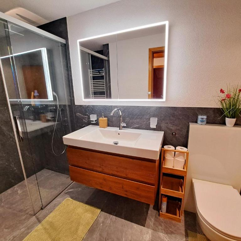 Sawasdee Swiss Chalet Wilderswil - Apartment mit 3 Schlafzimmern - 6