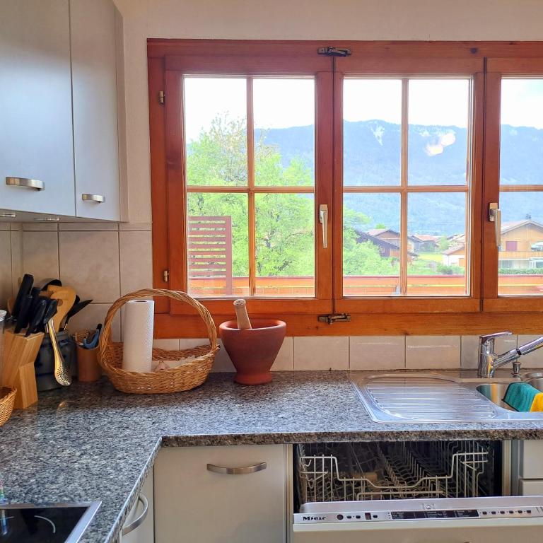 Sawasdee Swiss Chalet Wilderswil - Apartment mit 3 Schlafzimmern - 16