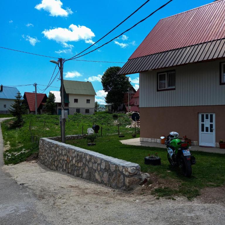 Verica Rooms - Dvokrevetna Soba sa Zasebnim Krevetima i Zajedničkim Kupatilom - 7