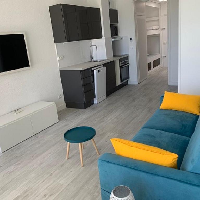 Vittoria Immobilier 8 - REGLEMENT SUR PLACE - chèques vacances acceptés - Studio with Sea View - 4