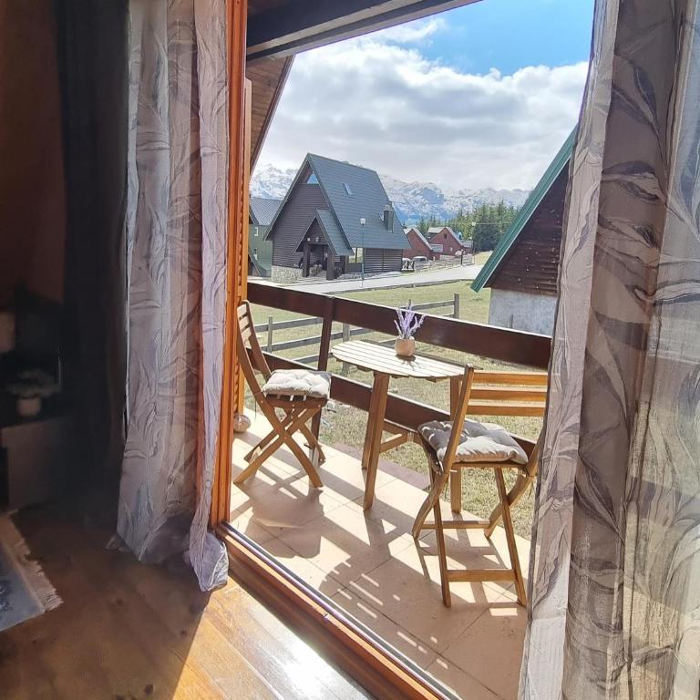 High Haven Durmitor - Two-Bedroom Chalet - 7