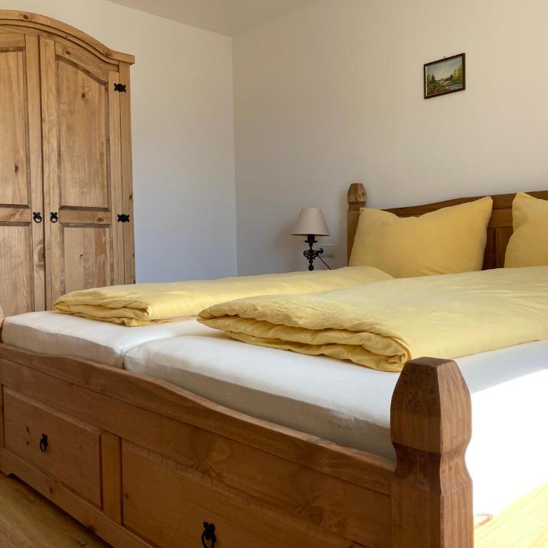 Heissgut - Two-Bedroom Apartment - 4