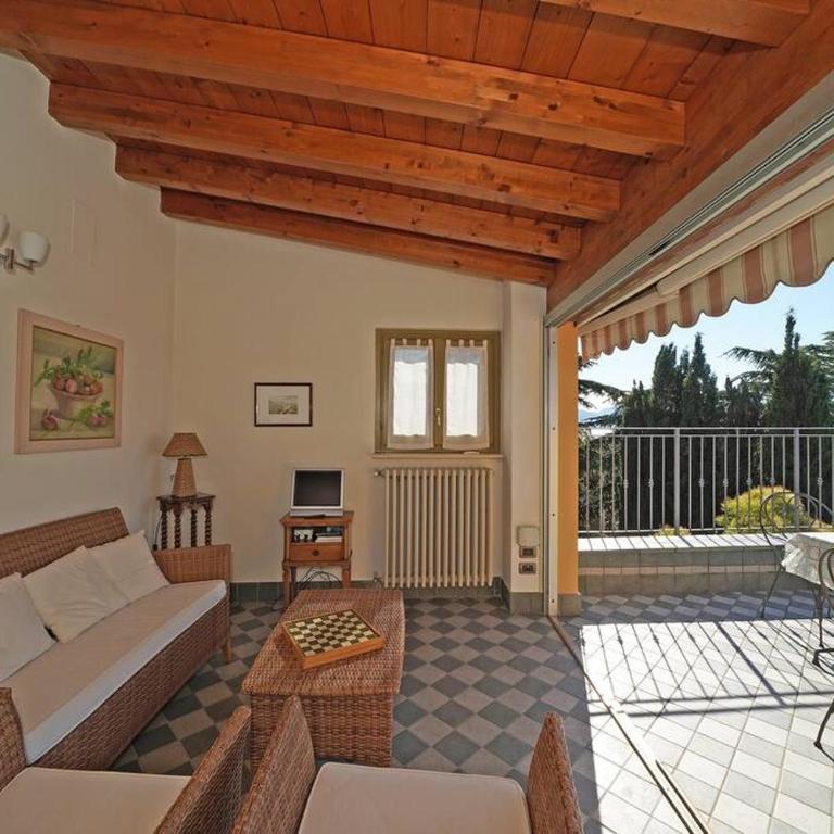 Terrazza vista Lago in centro - Casa con 4 camere da letto - 10