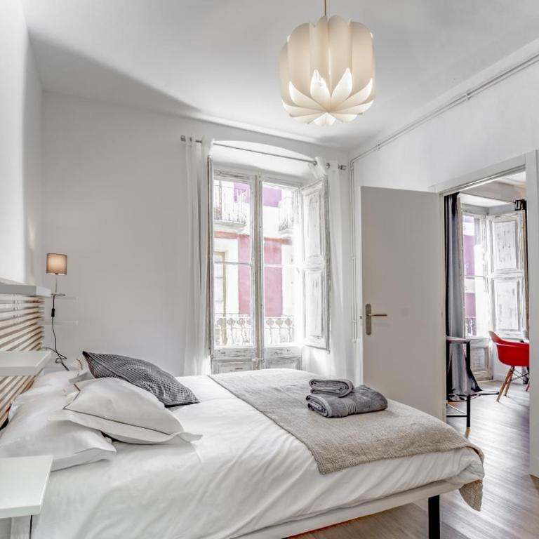 32CaL QuEROL Boutique Puigmal - Three-Bedroom Apartment - 4
