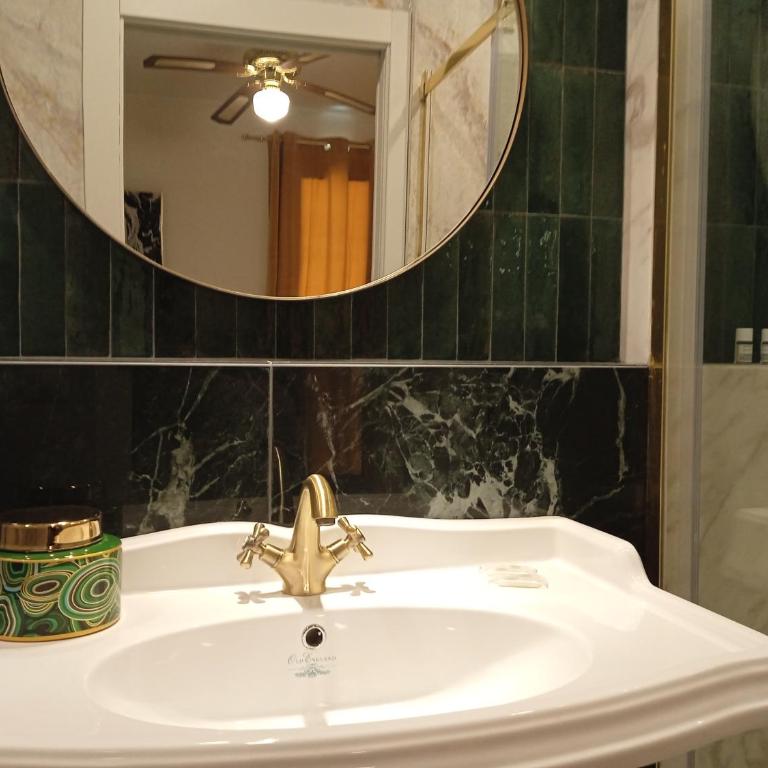 Casa Allegri - Camera King Deluxe - 42