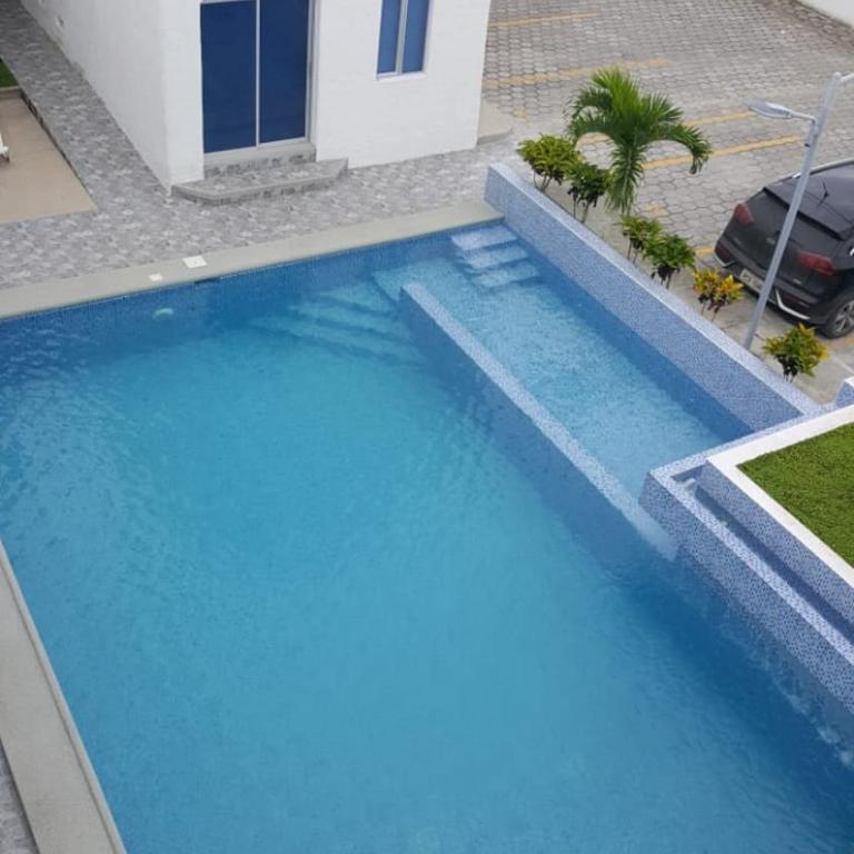 Departamento amoblado en Tonsupa - Apartamento de 2 dormitorios - 18