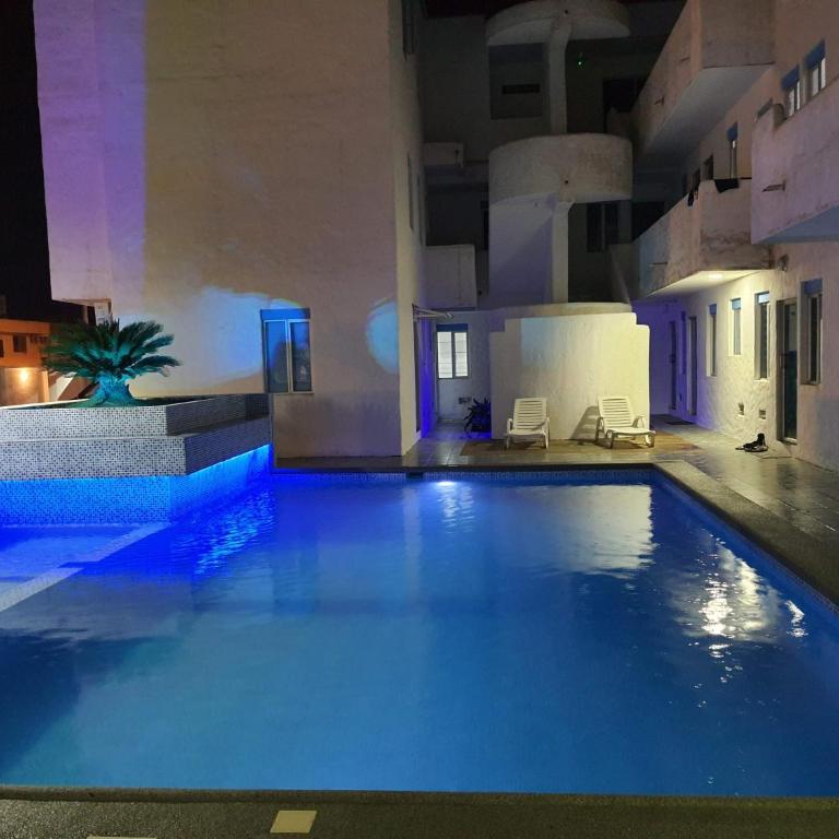 Departamento amoblado en Tonsupa - Apartamento de 2 dormitorios - 5
