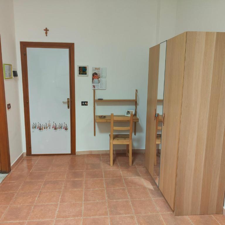 Beteyà Hostel Don Bosco - Budget Double or Twin Room - 6