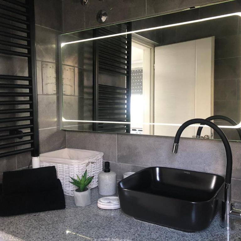 Apartmani Andrić - Stylish & Peaceful Apartment with Free Parking - 10 min Walk to Old Town - Studio Apartman - 38