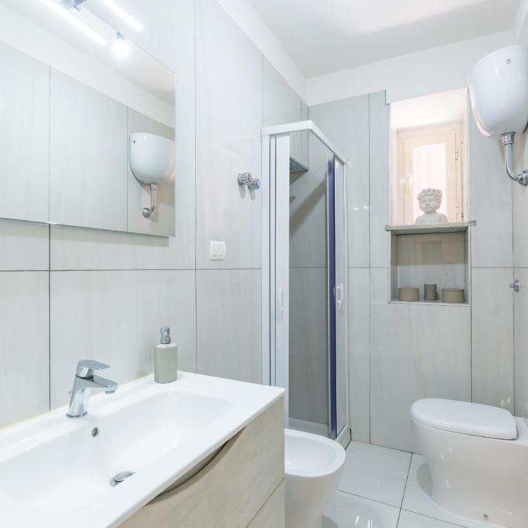 Appartamentino ai Quartieri Spagnoli - Appartamento Loft con 1 Camera da Letto e Balcone - 20